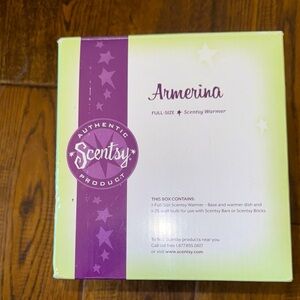 NWT Scentsy Armerina Full-Size Warmer